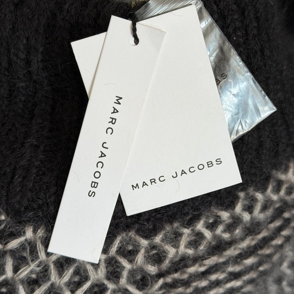 Marc Jacobs Charcoal and Cream Turtleneck Sweater - Picture 8 of 8